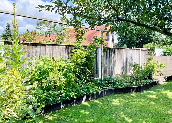 Schoene Ferienwohnung Mit Grossem Garten Und Terrasse, #3