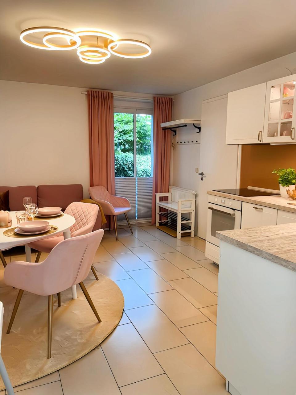 Schoene Mit Grossem Garten Und Terrasse, #3 Senftenberg